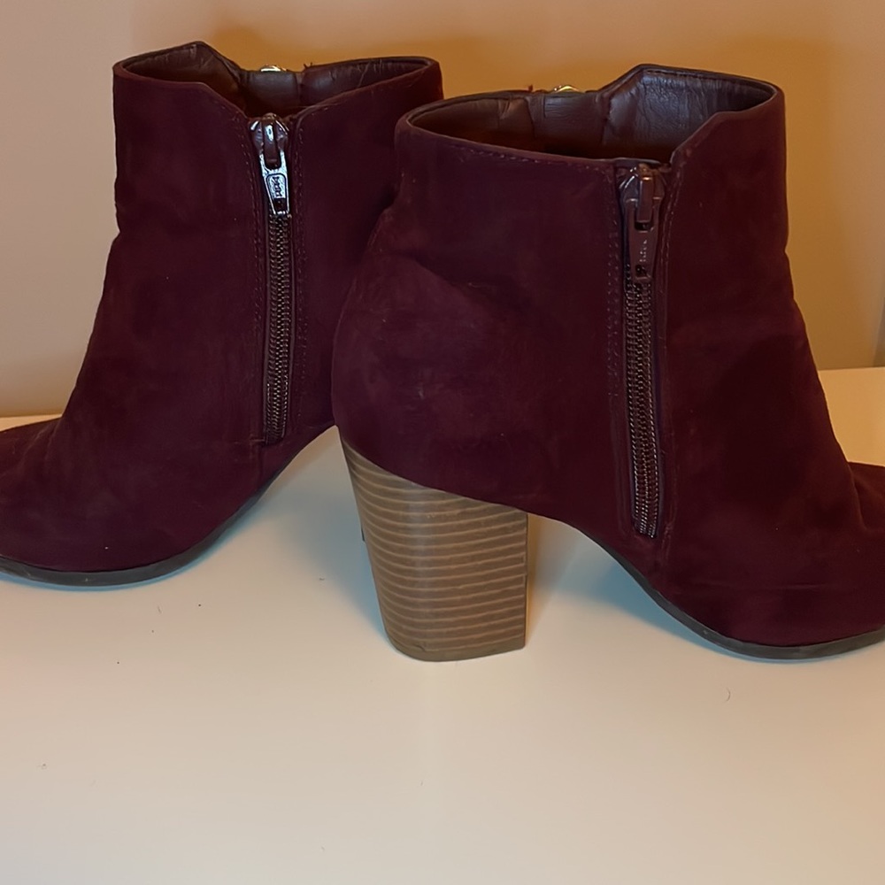 Maroon heeled booties - Picture 6 of 7